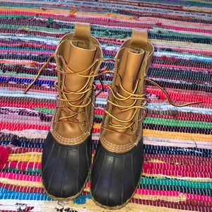 Bean boots